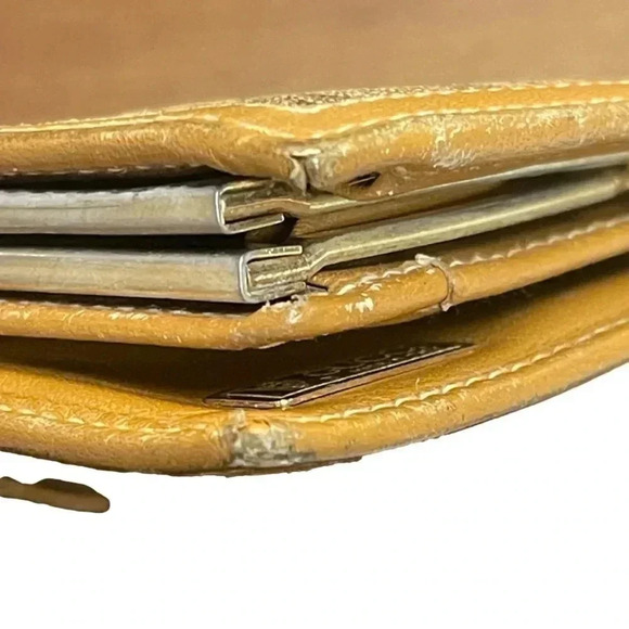 VINTAGE Gucci kisslock wallet - Picture 7 of 7